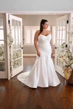 D3340 Caroline - 28UK