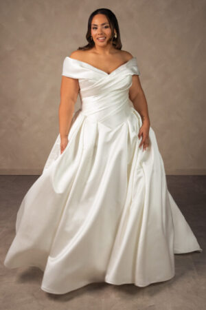 D4604 Pippa (Grand Satin)