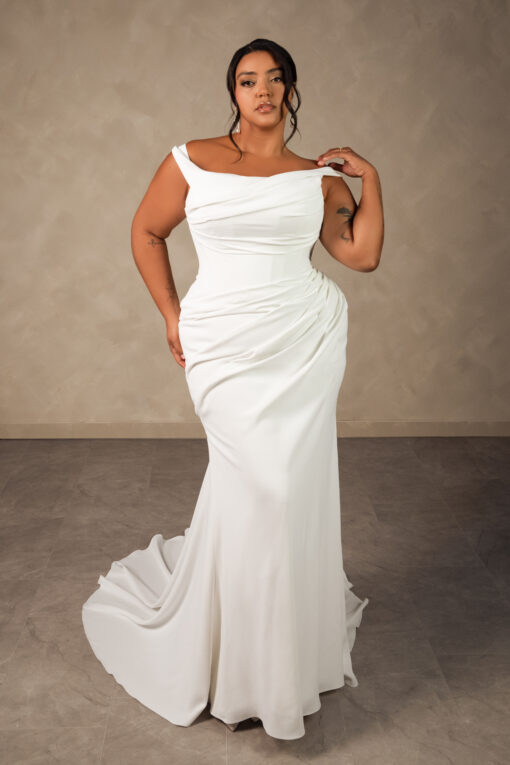 D4563 Lexi - 24UK